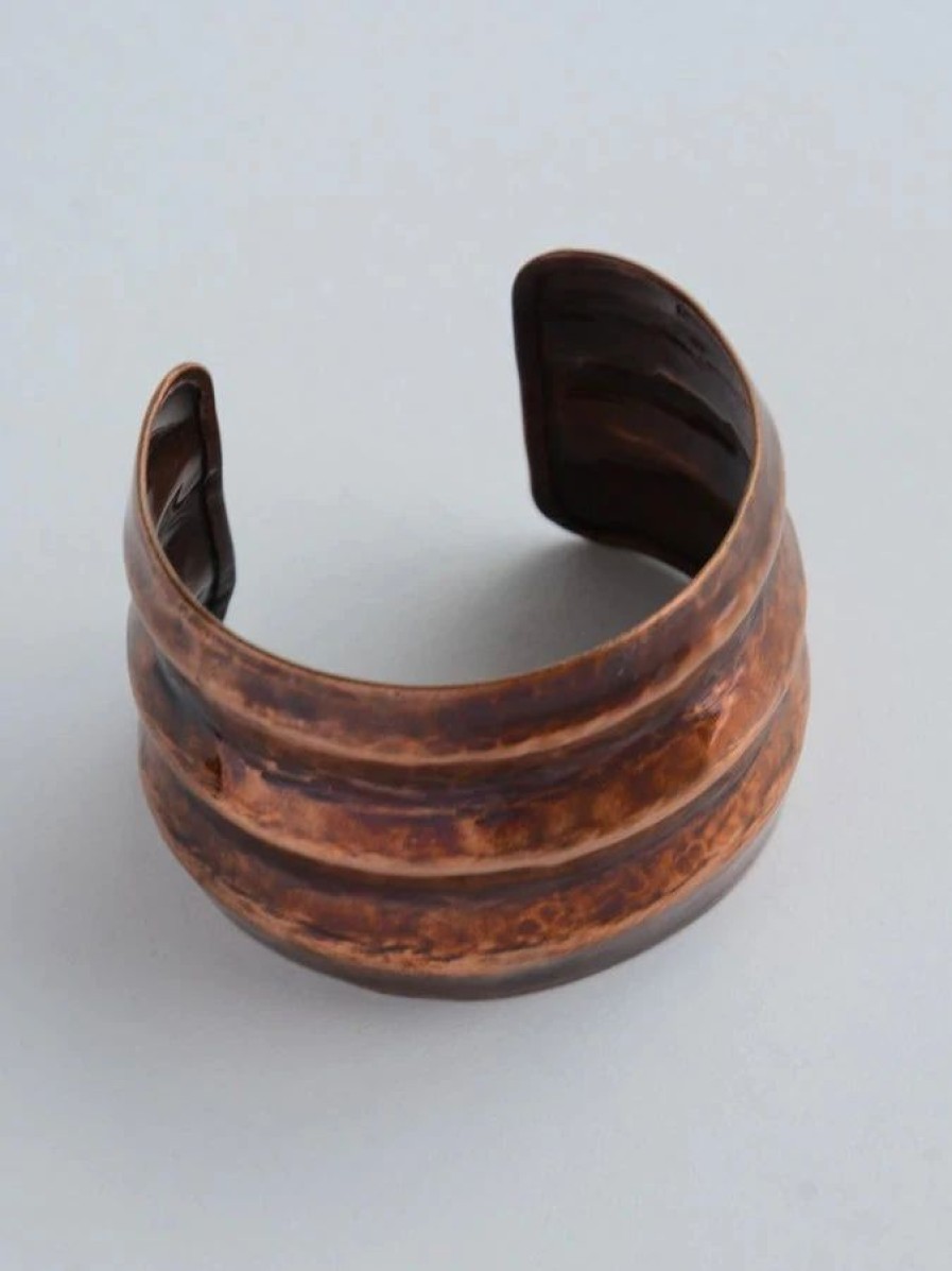 New * Fair Anita Ribbed Copper Cuff